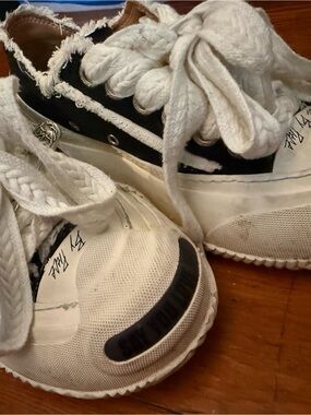 Women’s Black and White Platform Low-Top Sneakers
